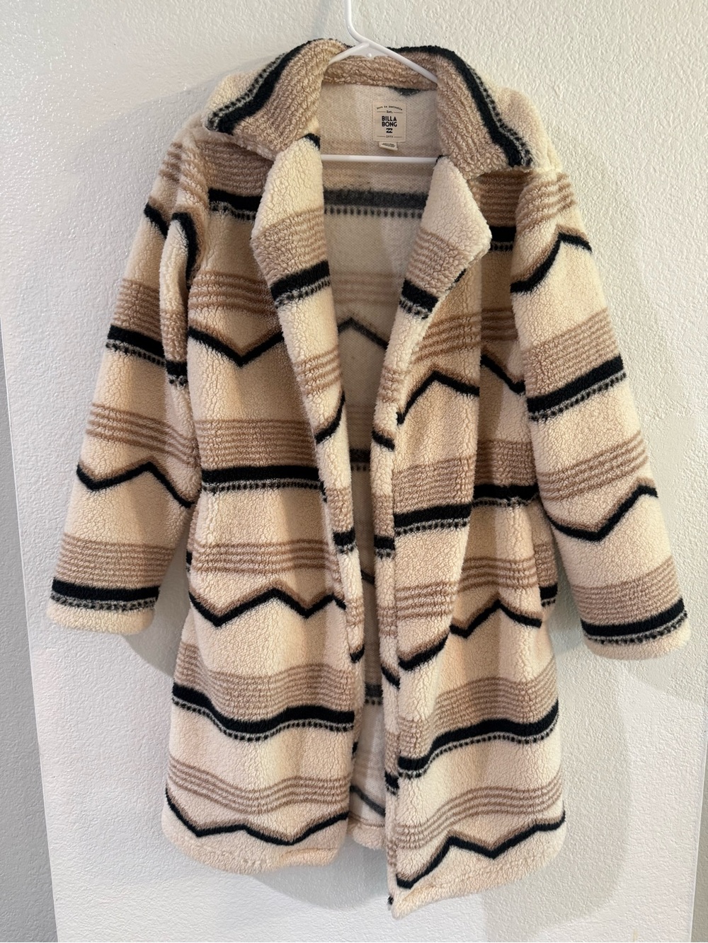 Billabong Cream Sherpa Jacket with Black and Tan Chevron Stripes